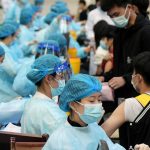China se convierte en el primer país en aplicar 1.000 millones de dosis de vacunas contra el covid-19
